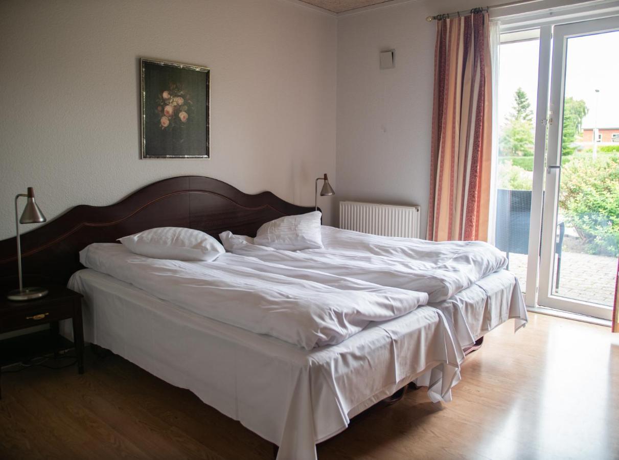 Hotel Sogarden Броруп Экстерьер фото